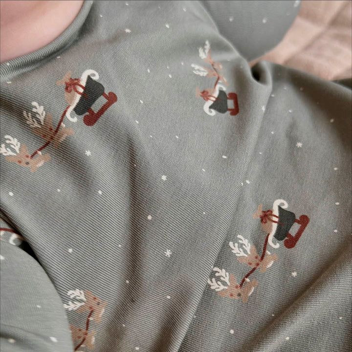 CHRISTMAS bluse med juleprint