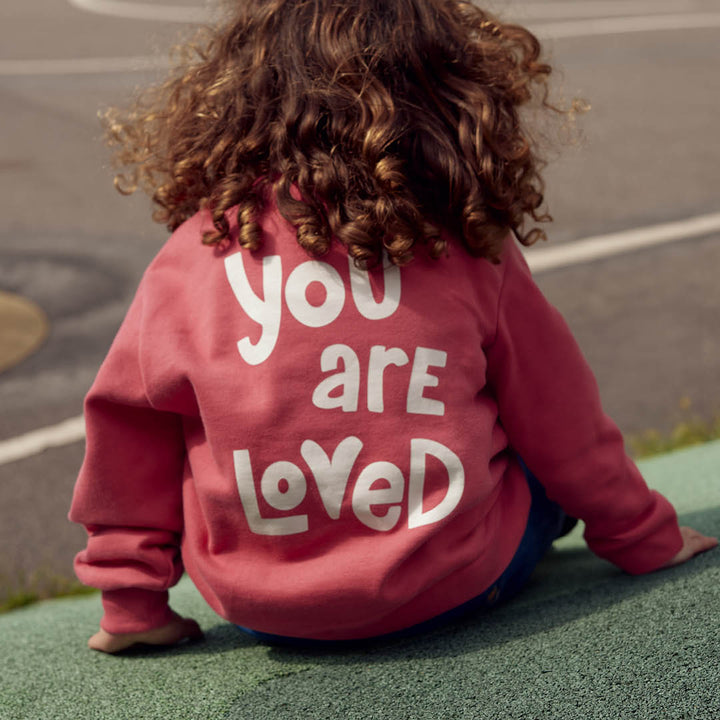 YOU ARE LOVED sweattrøje