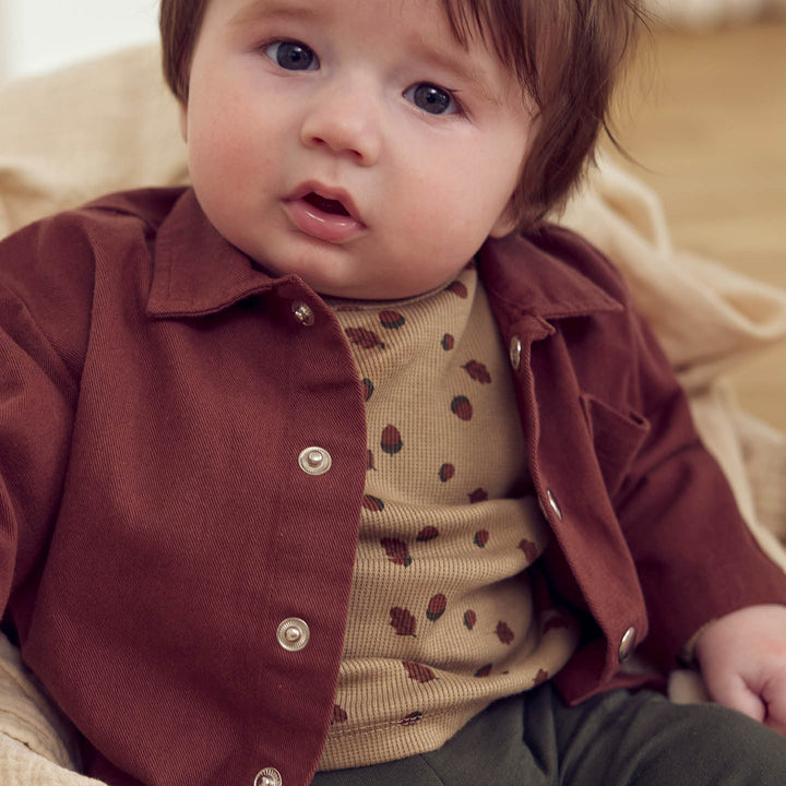 ACORN bluse med print af nødder