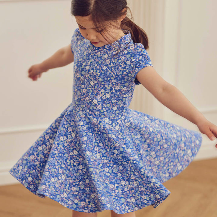 PRIMROSE swing kjole med blomsterprint