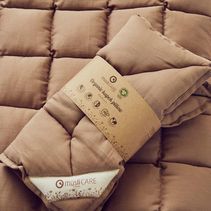 SATIN woven kapok pude 45x40 cm