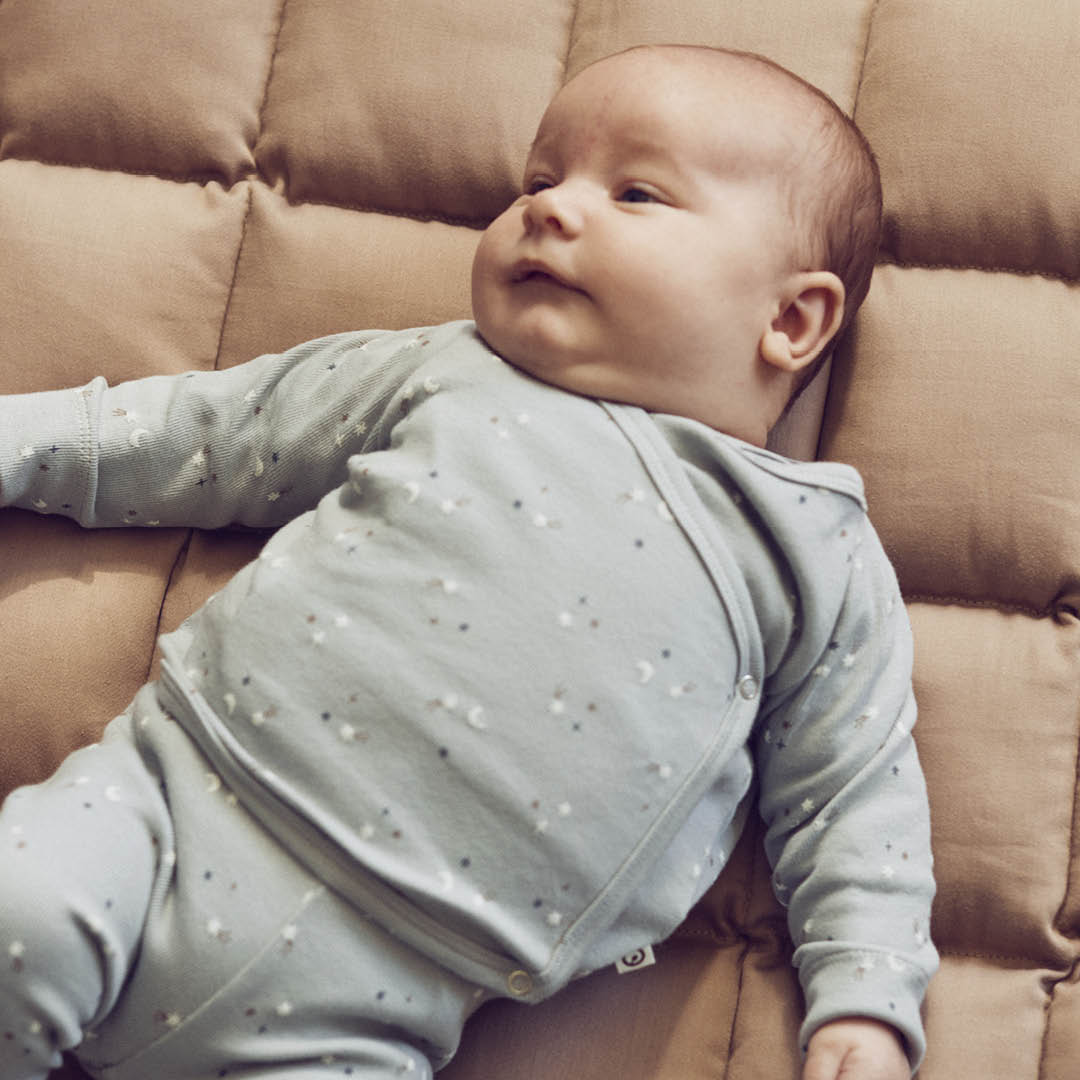 STARS rib cardigan med krydslukning