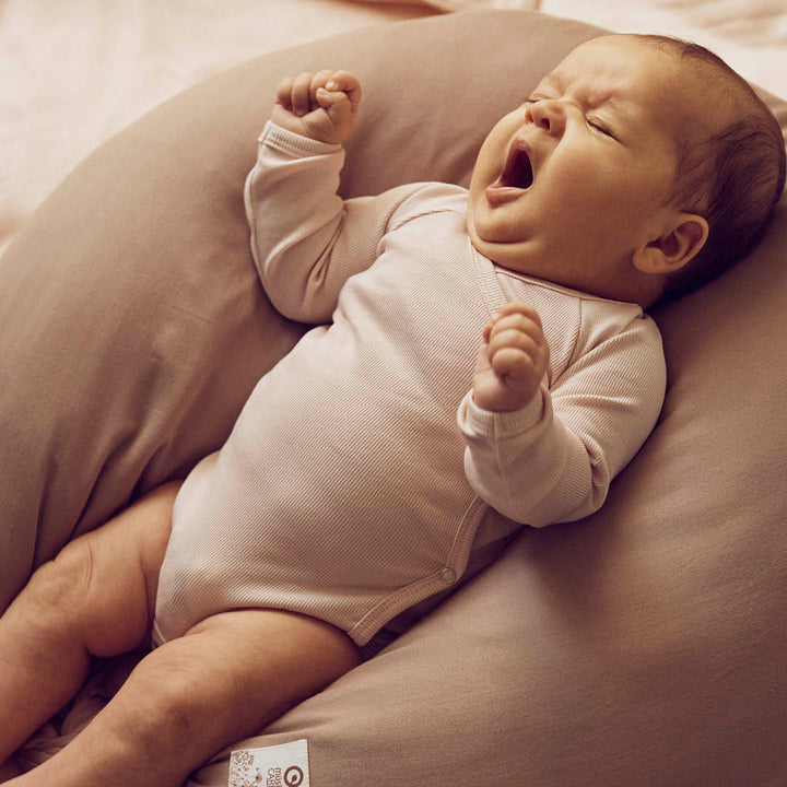 RIB body med kryds lukning