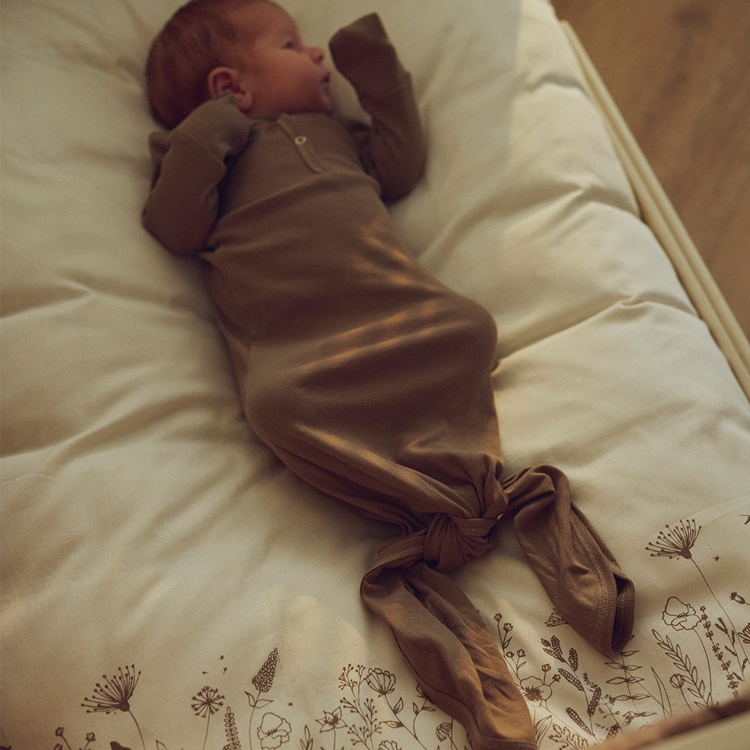 RIB soveposedragt med knude