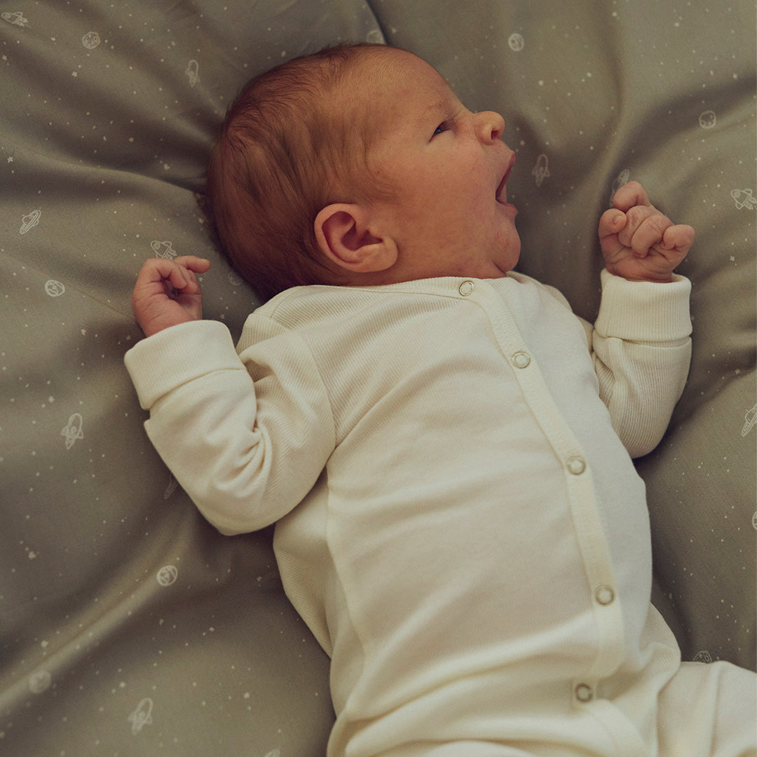 RIB heldragt med fødder